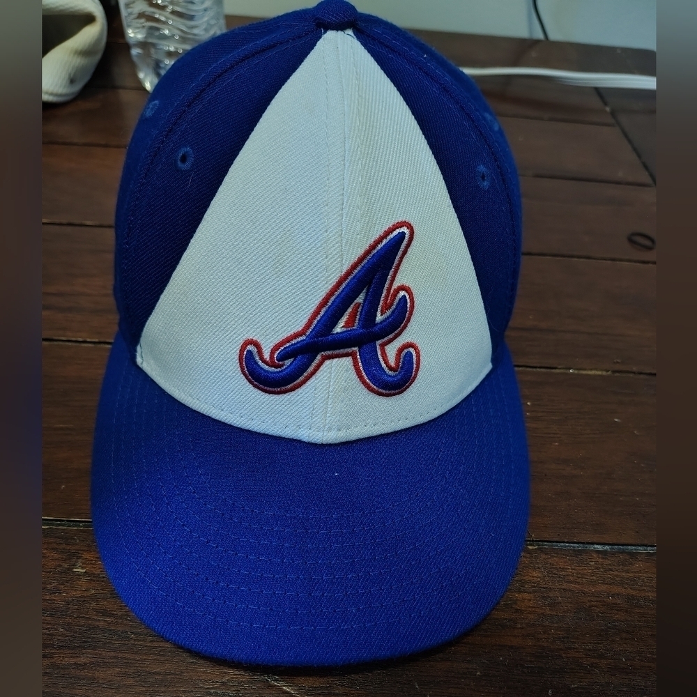 New Era 59Fifty Atlanta Braves City Connect “Keep Swinging” Hank Aaron Hat